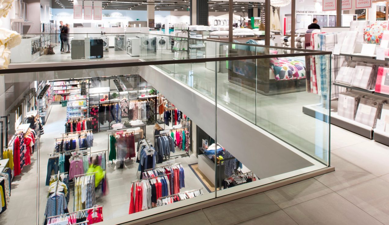 05 - John Lewis Oxford - Void Balustrade