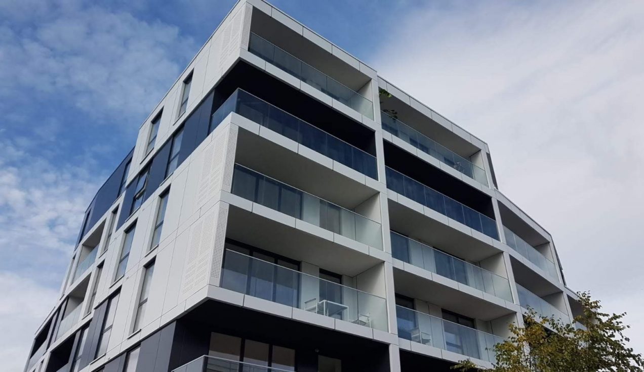 homerton baptist church the stack external glass balustrade 01