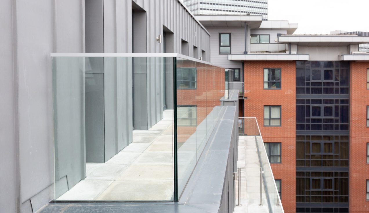 07 Simpson Street Glass Balustrades