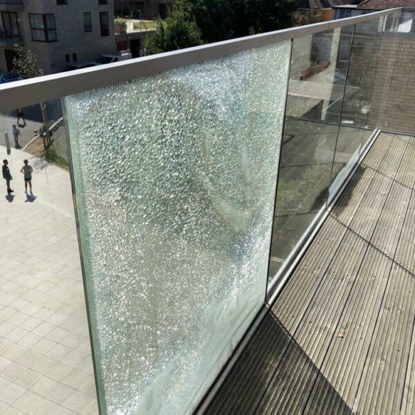 glass_breakage_causes_2