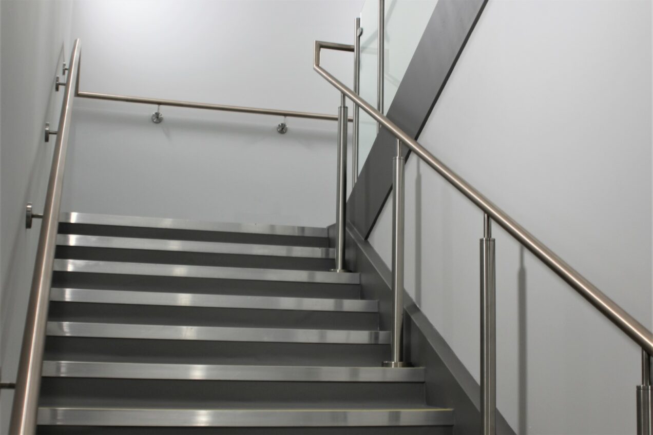 07 VBA99 Antimicrobial Metal Stair Balustrades 