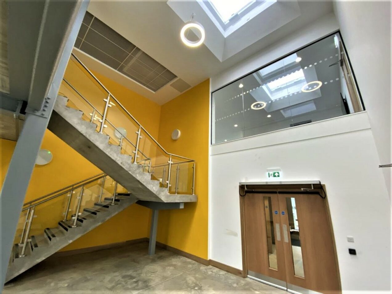 01 main stair 