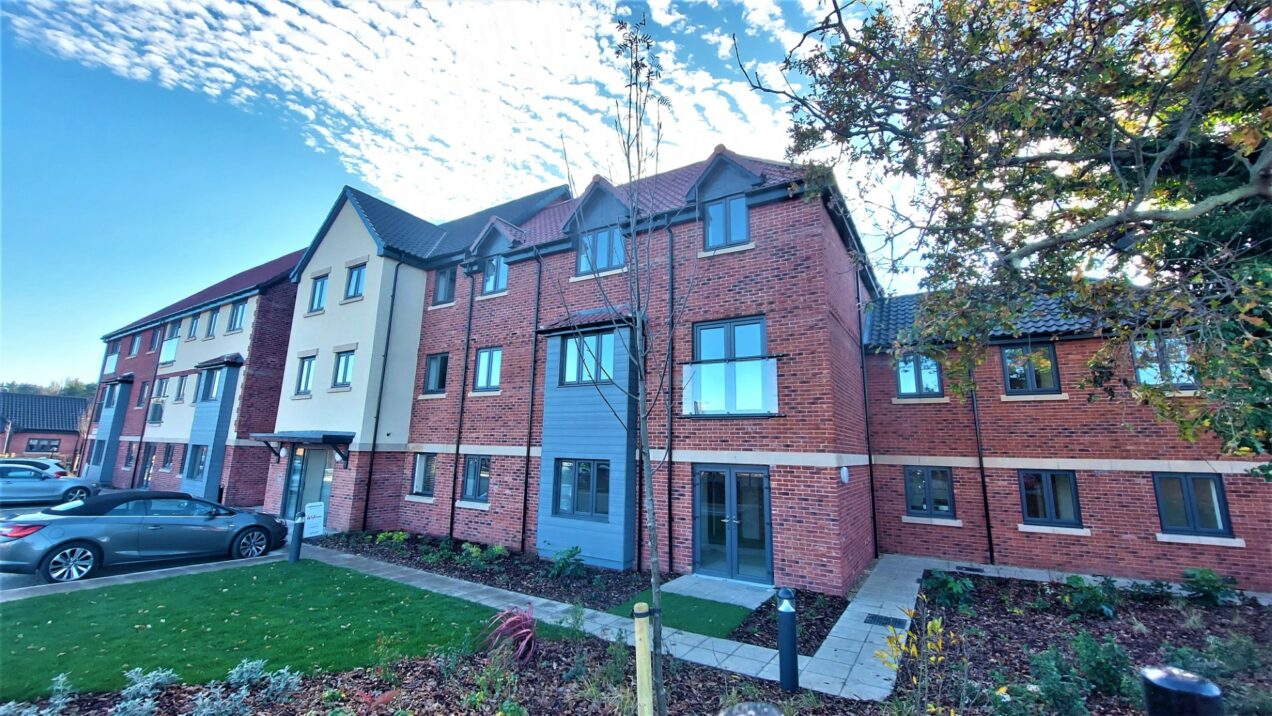 07 Side view including juliettes and groundworks 