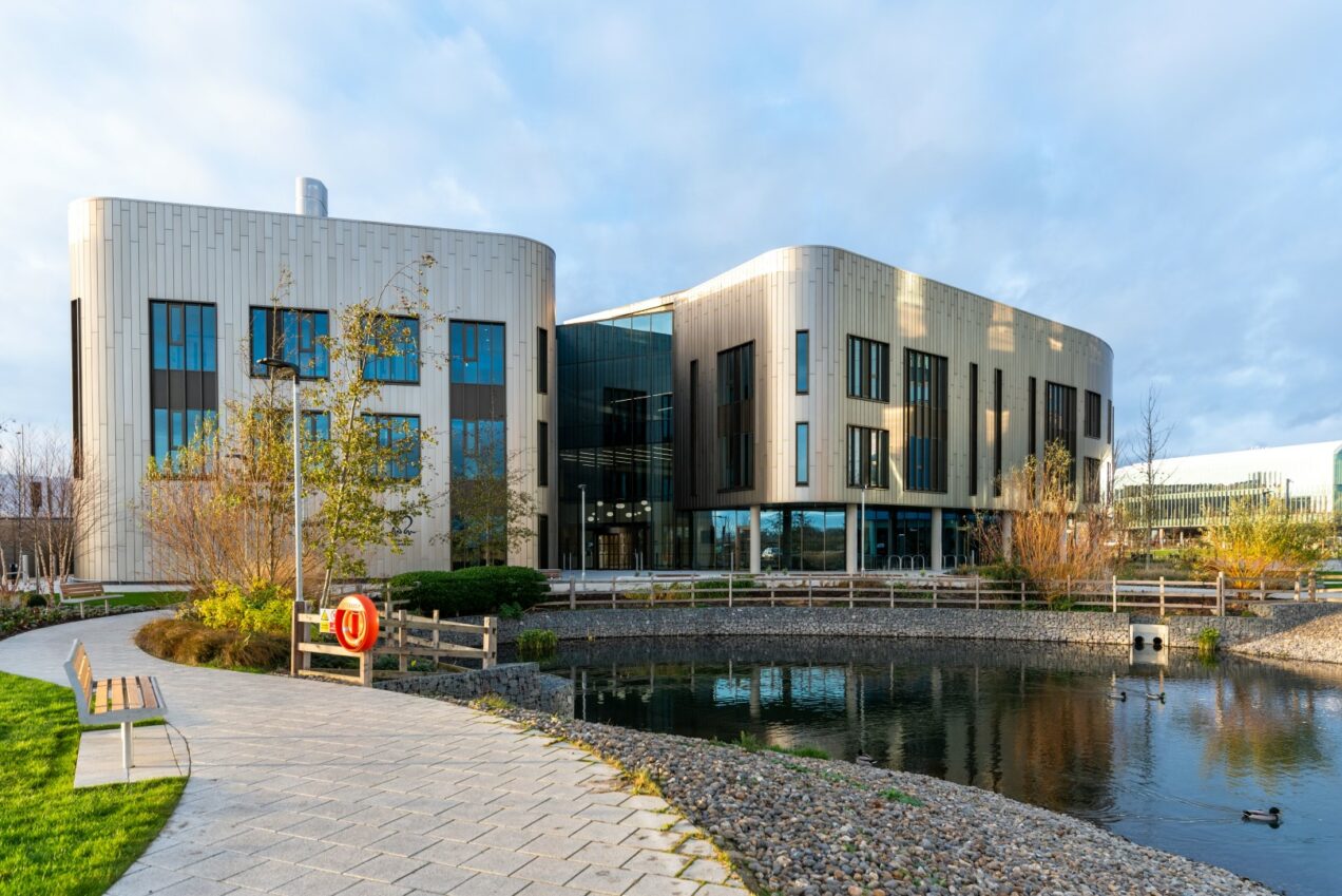 01 Exterior View of Research Facility 