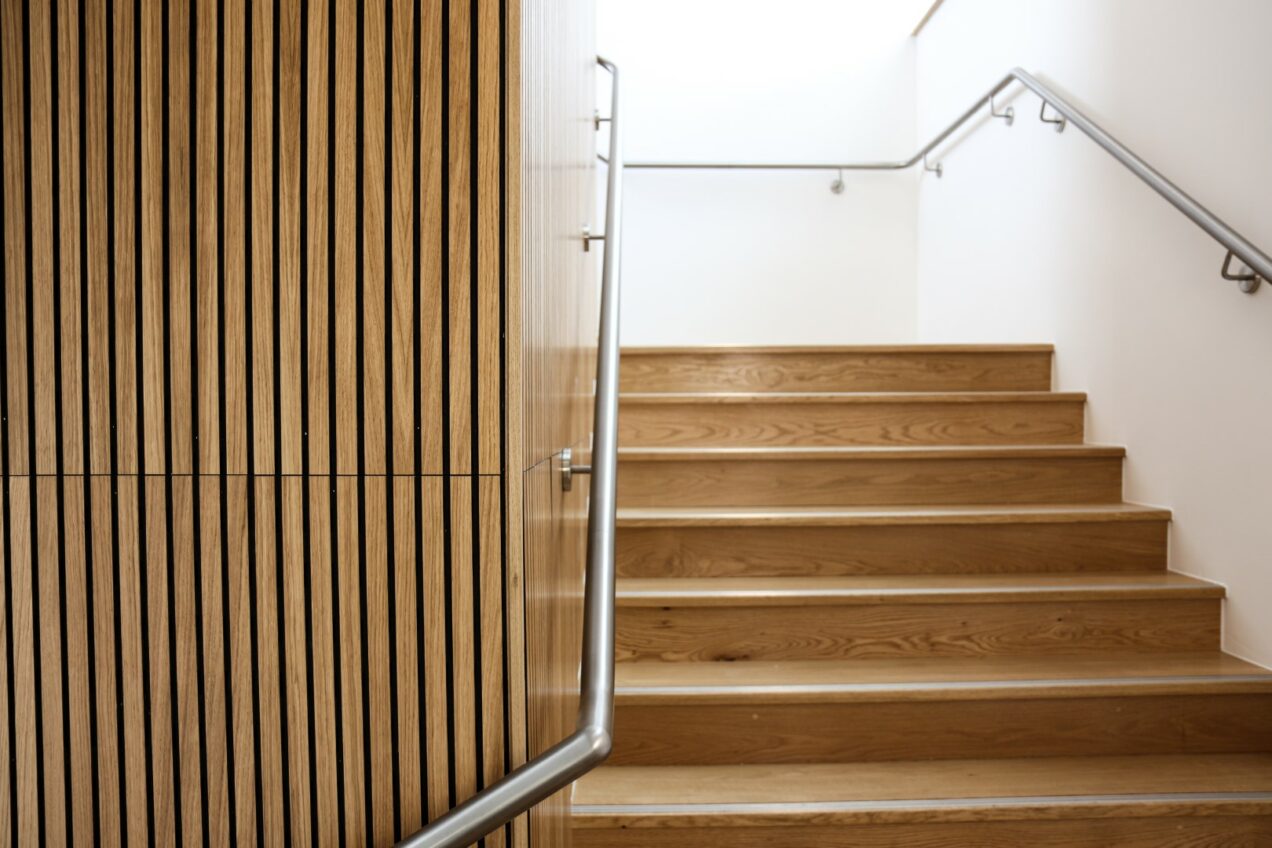 03 B10 Stainless Steel Handrail 