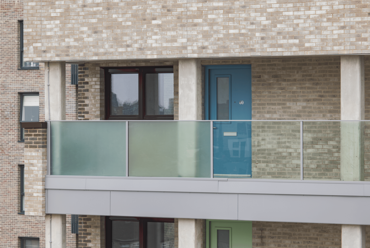 Harrow View East - A2 rated glass balustrade 01