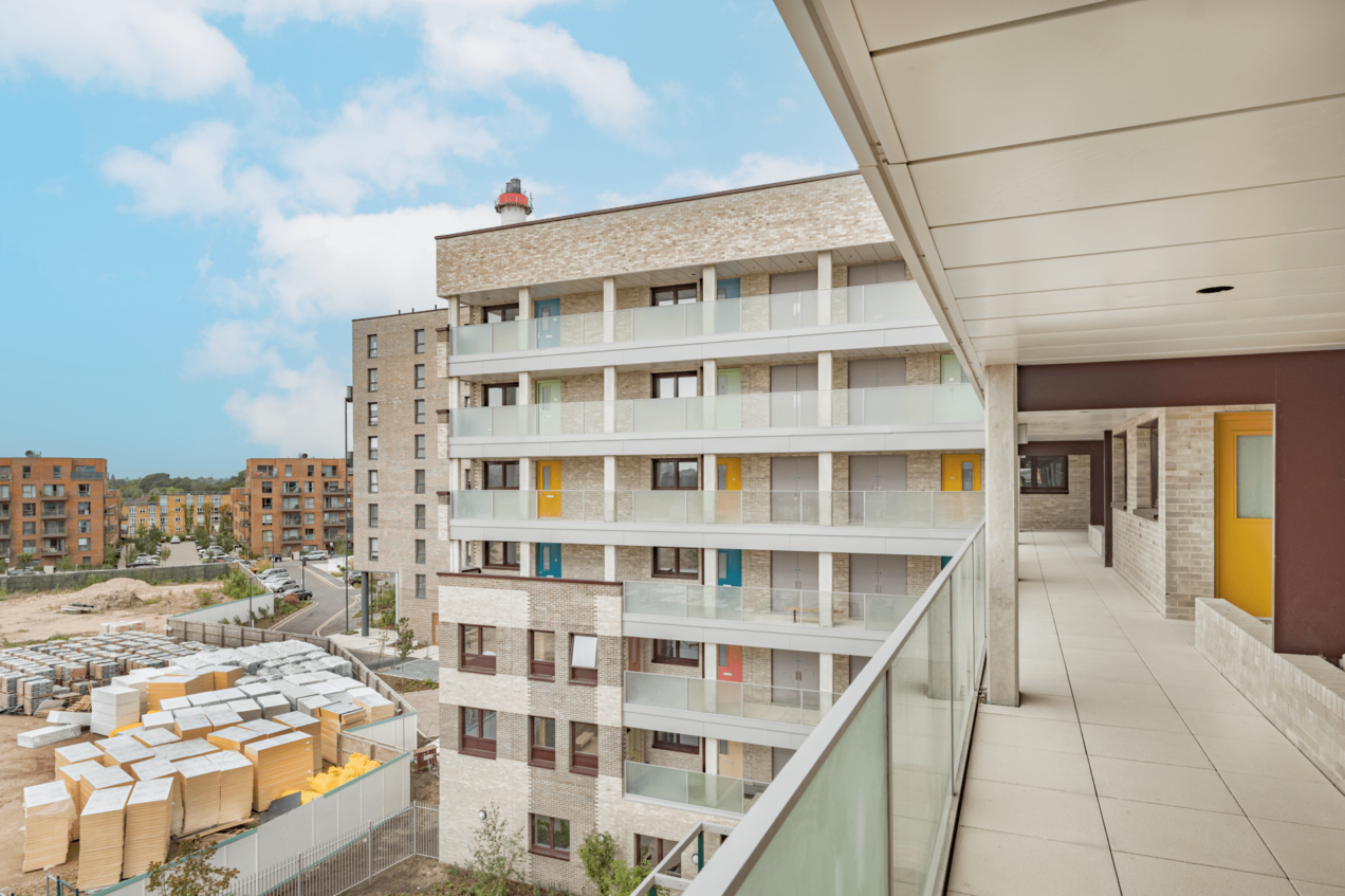 Harrow View East - A2 rated glass balustrade 06