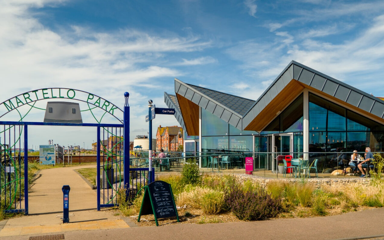 01 Entrance to Café 