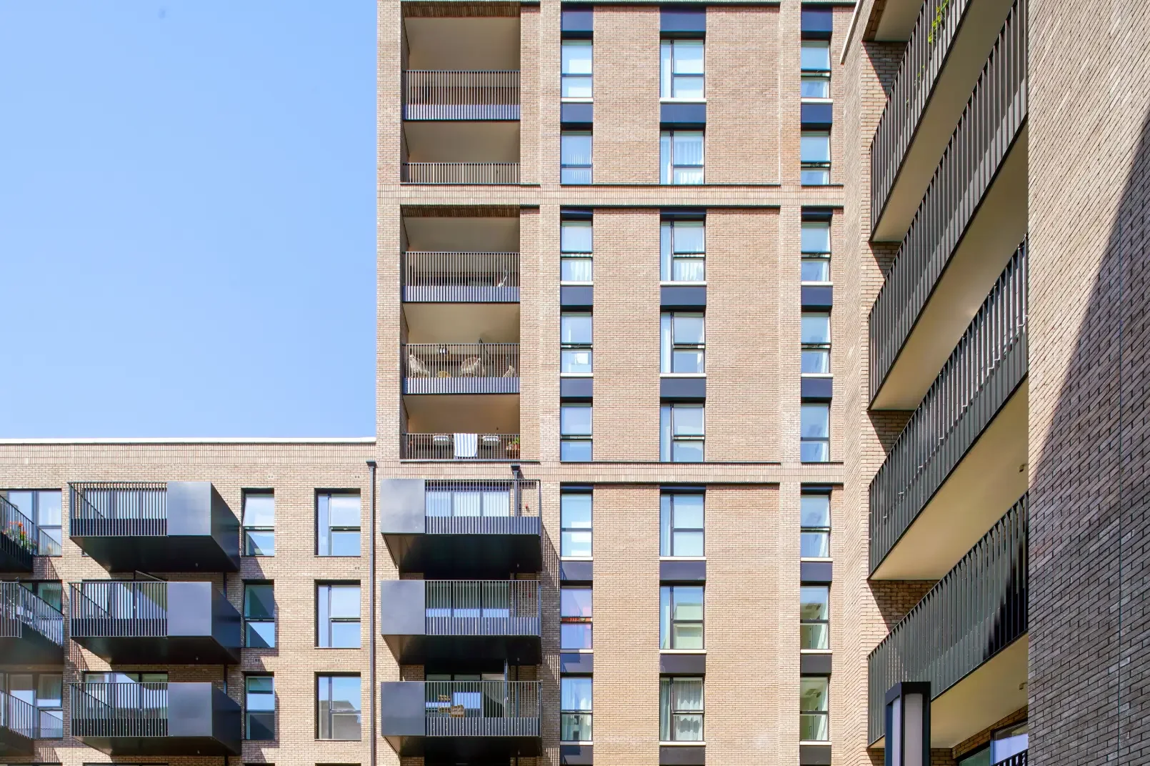 Understanding Balustrade Building Regulations, Part 5: British Standards 6180